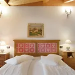 Au Petit Chevrot - Garden Apartment Aosta