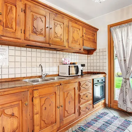 Au Petit Chevrot - Garden אאוסטה