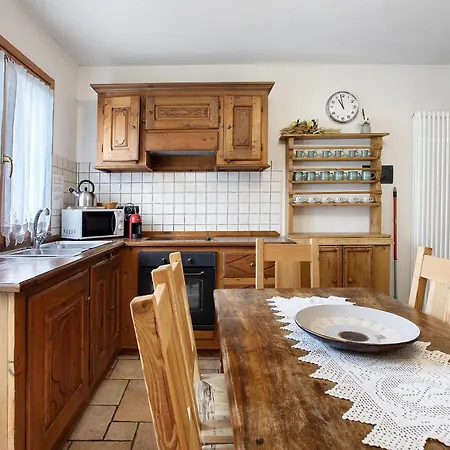 Au Petit Chevrot - Garden Apartament Aosta