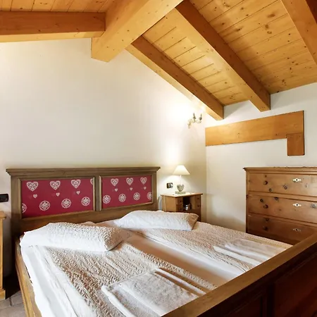 דירה Au Petit Chevrot - Garden *